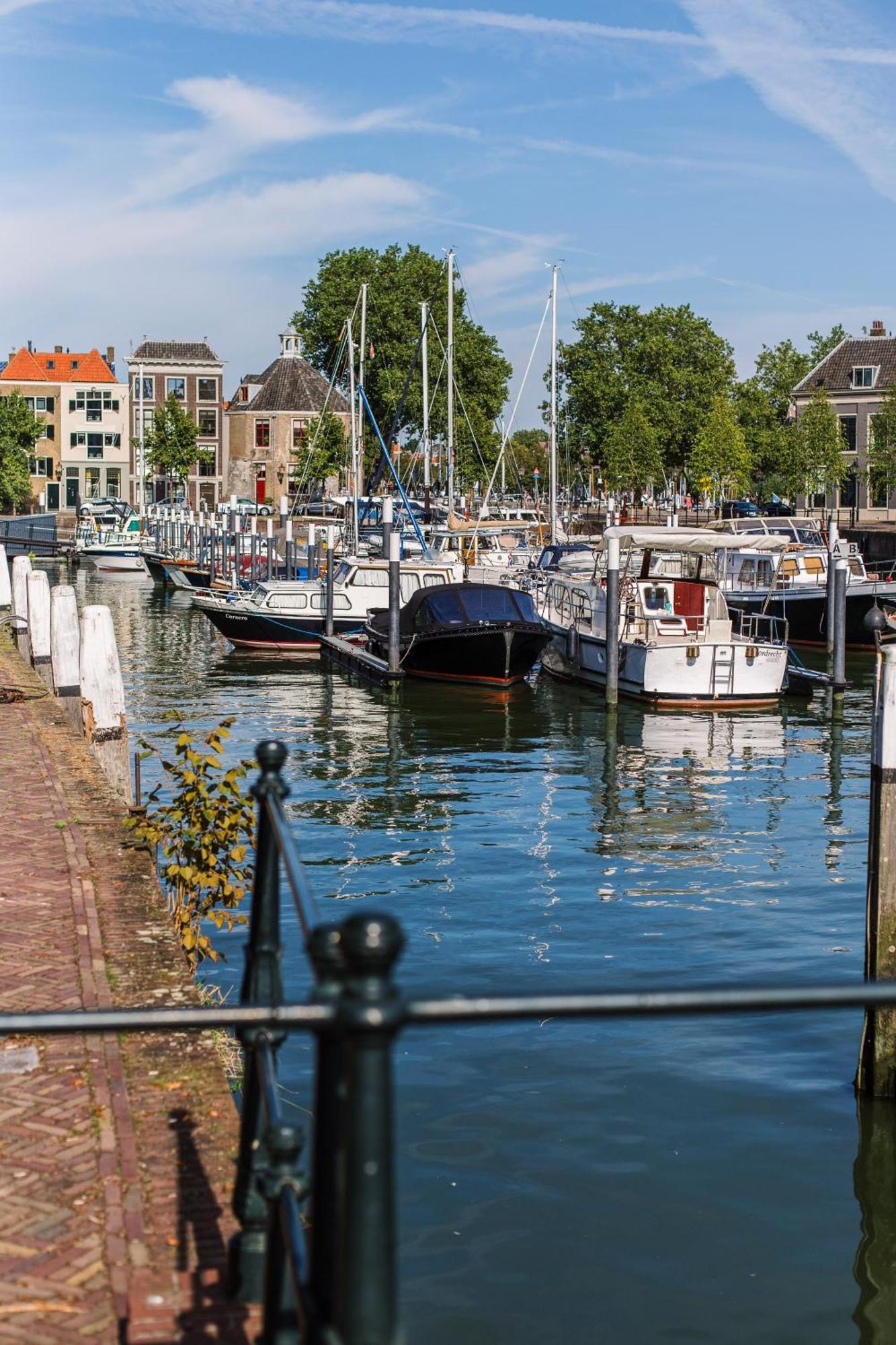B&B A La Lon Dordrecht Bagian luar foto